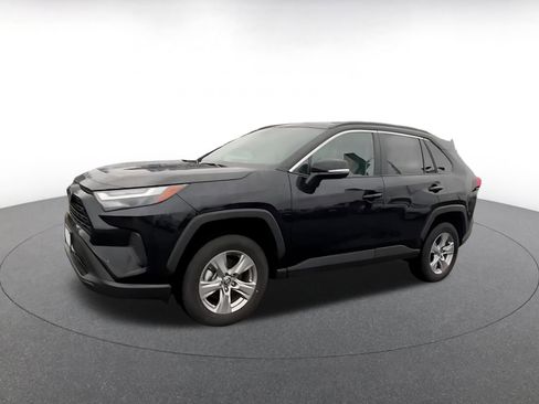 Used 2025 Toyota RAV4 XLE image 8