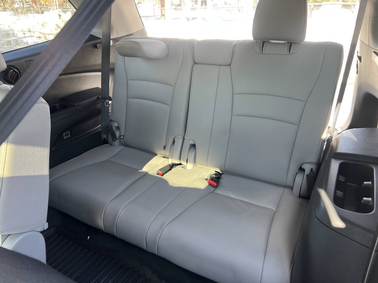 Used 2017 Honda Pilot EX-L image 10