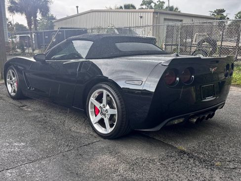 Used 2006 Chevrolet Corvette Convertible w/ Preferred Equipment Group RWD image 4