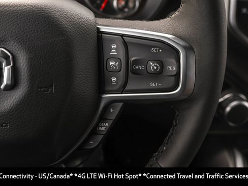 New 2026 RAM 1500 4x4 Crew Cab image 31