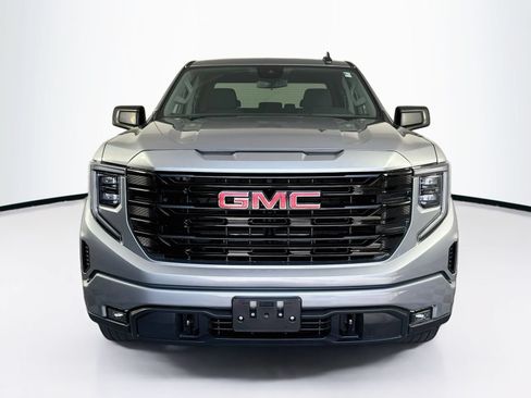 Used 2023 GMC Sierra 1500 Elevation AWD/4WD image 2