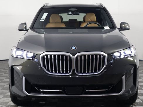Used 2026 BMW X5 sDrive40i w/ Climate Comfort Package image 2