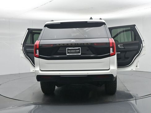 Certified 2025 Ford Expedition Tremor AWD/4WD image 40