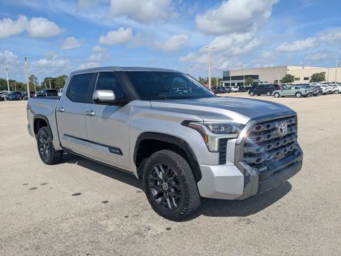 Used 2024 Toyota Tundra Platinum AWD/4WD image 2