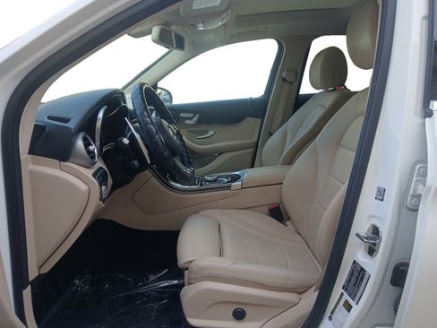 Used 2018 Mercedes-Benz GLC 300 GLC 300 image 9