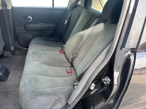 Used 2011 Nissan Versa 1.8 S w/ Plus Pkg image 24