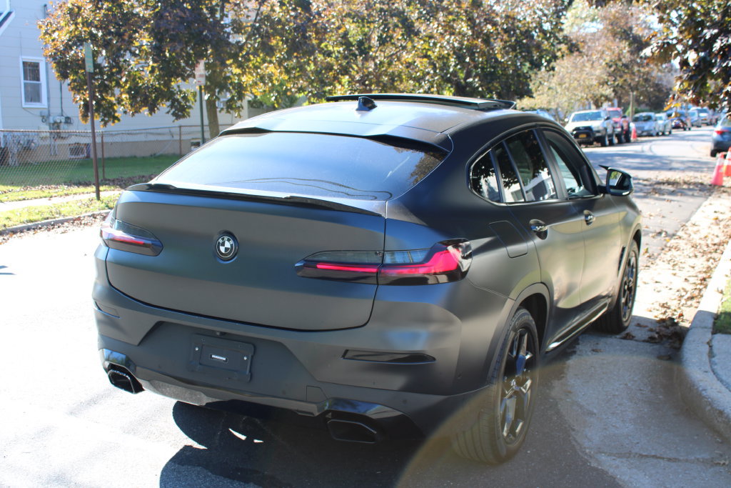 Used 2023 BMW X4 xDrive30i AWD/4WD image 6