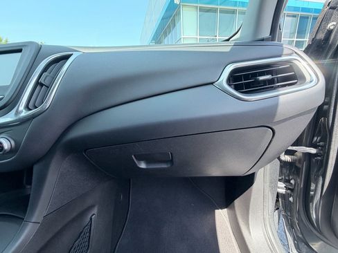 Used 2018 Chevrolet Equinox LT FWD image 20