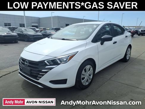 Used 2023 Nissan Versa S FWD image 4