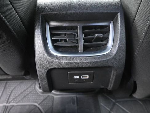 Used 2019 Chevrolet Blazer LT FWD image 27