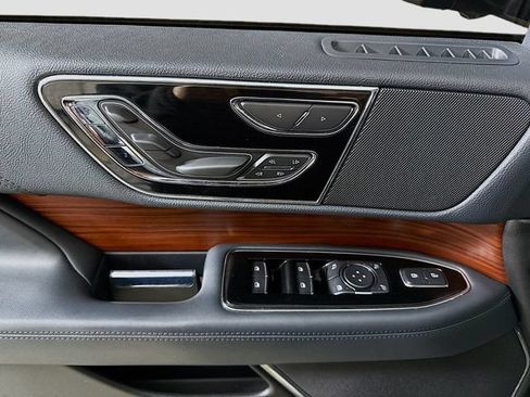 Used 2022 Lincoln Navigator L Reserve AWD/4WD image 18