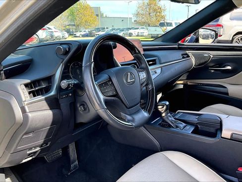 Used 2019 Lexus ES 350 image 14