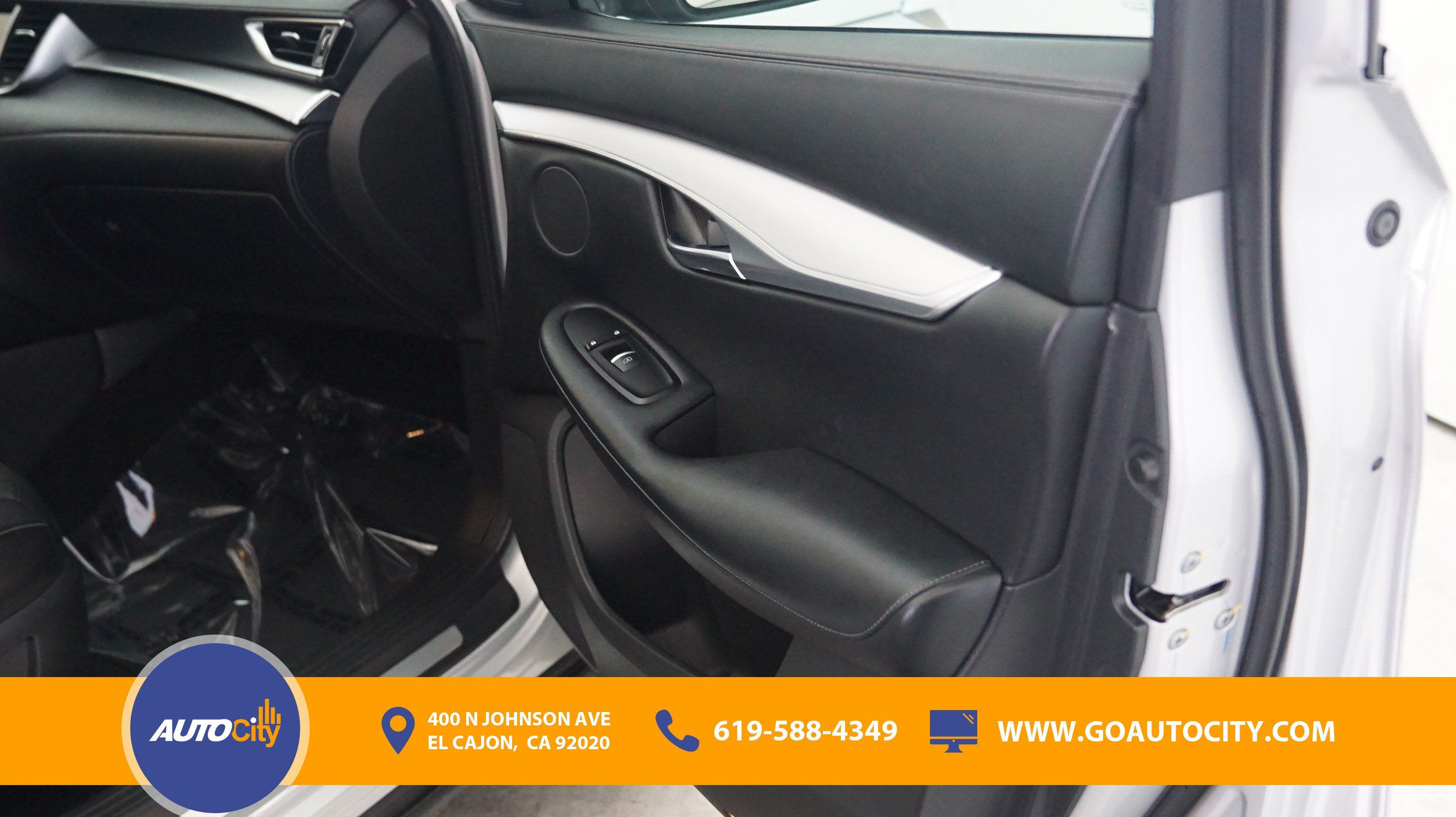 Used 2019 INFINITI QX50 Luxe FWD image 17
