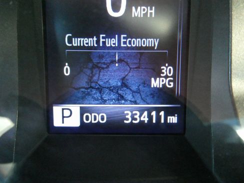 Used 2023 Toyota Tacoma TRD Off-Road image 31