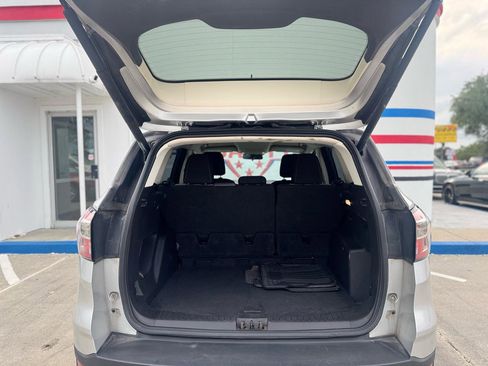 Used 2017 Ford Escape SE w/ Equipment Group 201A FWD image 54