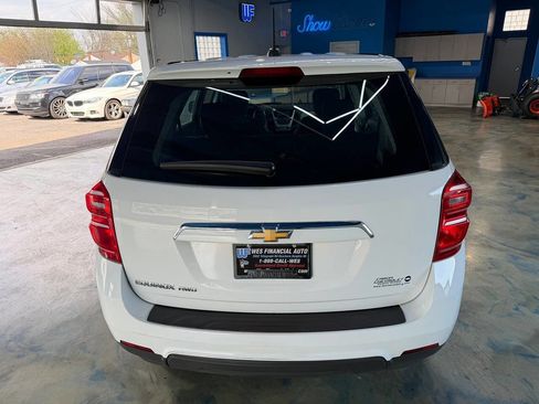 Used 2017 Chevrolet Equinox LS AWD/4WD image 11