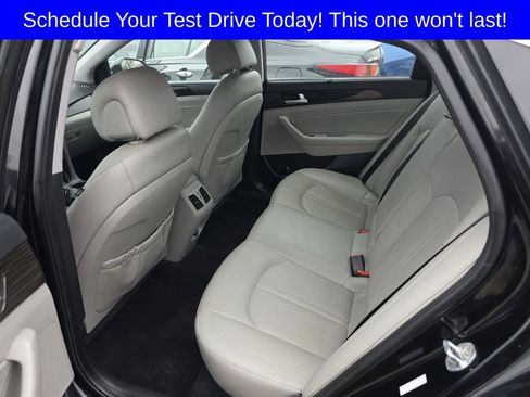 Used 2017 Hyundai Sonata Limited image 9