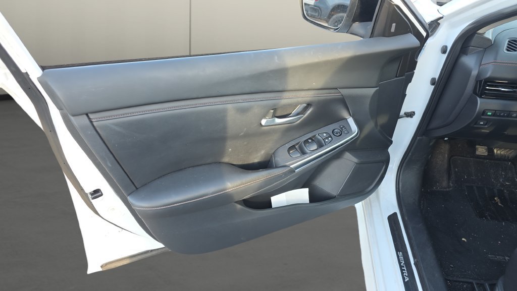 Used 2023 Nissan Sentra SR w/ Trunk Package FWD image 14