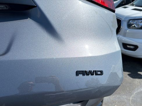 Used 2020 GMC Terrain SLT w/ Preferred Package AWD/4WD image 8