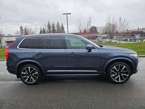 Used 2022 Volvo XC90 T8 Inscription Expression w/ Advanced Package image 6