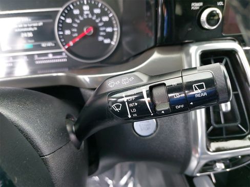 Certified 2021 Kia Sorento SX image 21