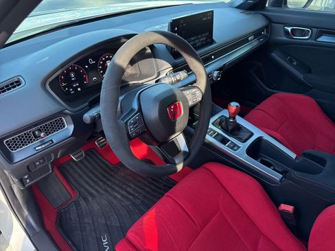 Used 2025 Honda Civic Type R image 21