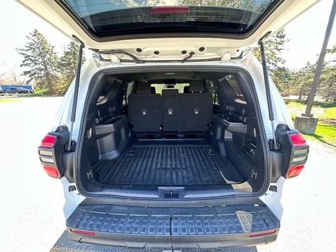 Used 2025 Toyota 4Runner SR5 image 10