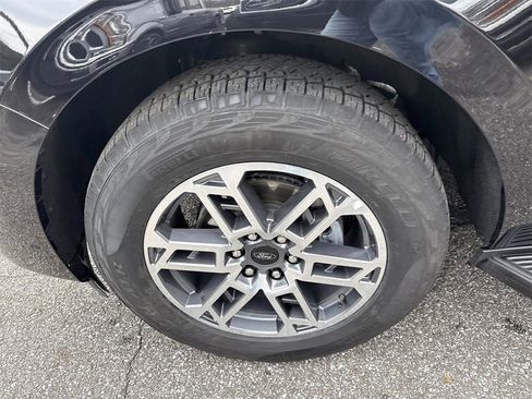 Used 2025 Ford Expedition Max Active image 11