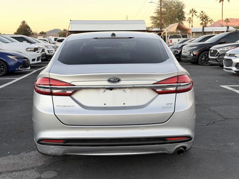 Used 2017 Ford Fusion SE image 7