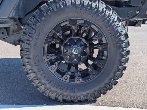Used 2016 Jeep Wrangler Unlimited Sport w/ Quick Order Package 24S AWD/4WD image 46