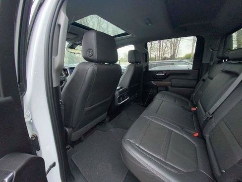 Used 2021 GMC Sierra 3500 Denali w/ Denali Ultimate Package AWD/4WD image 25