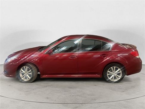 Used 2013 Subaru Legacy 2.5i Premium image 2