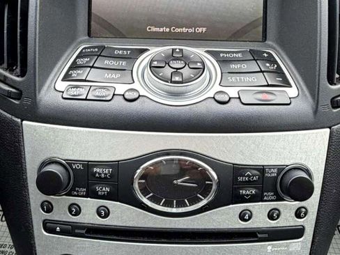 Used 2009 INFINITI G37 4dr x AWD w/ Premium Pkg image 25