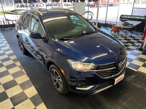 Used 2022 Buick Encore GX Select AWD/4WD image 19
