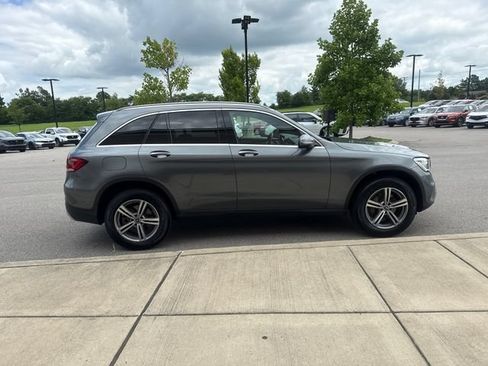 Used 2022 Mercedes-Benz GLC 300 image 5