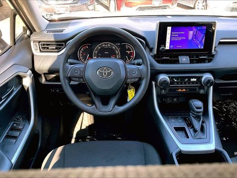 Used 2024 Toyota RAV4 LE image 6