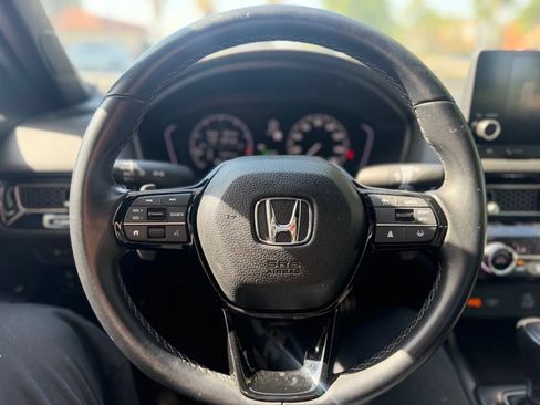 Used 2023 Honda Civic Sport image 6