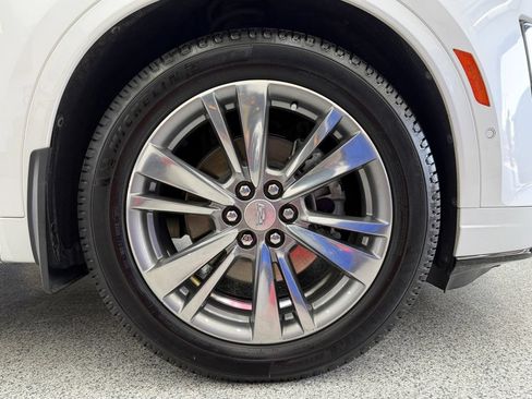 Used 2022 Cadillac XT6 Premium Luxury w/ Technology Package AWD/4WD image 48