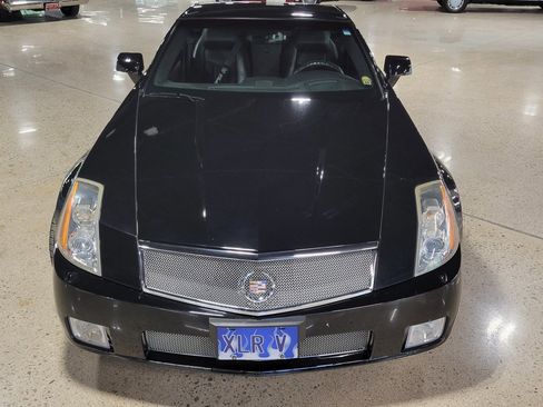 Used 2008 Cadillac XLR V RWD image 31