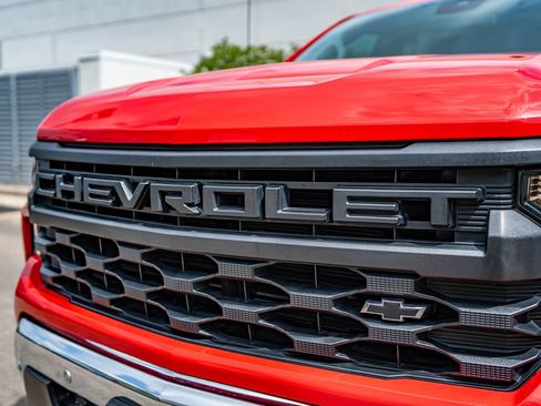 Used 2025 Chevrolet Silverado 1500 W/T w/ WT Value Package RWD image 14