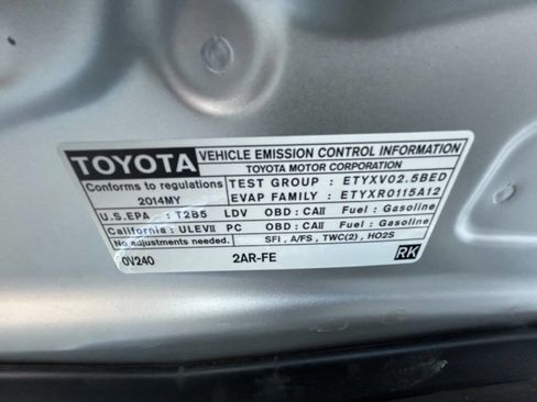 Used 2014 Toyota Camry LE image 15
