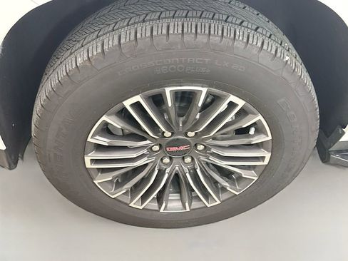 Used 2025 GMC Yukon XL Elevation AWD/4WD image 37