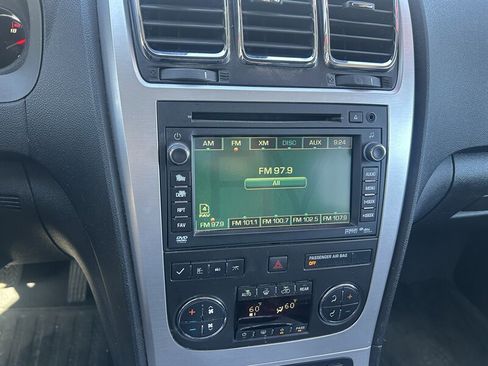 Used 2010 GMC Acadia SLT AWD/4WD image 15