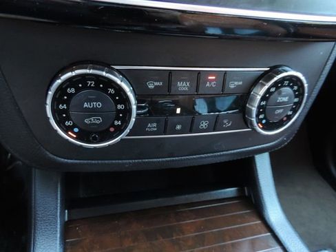 Used 2017 Mercedes-Benz GLE 400 4MATIC image 28