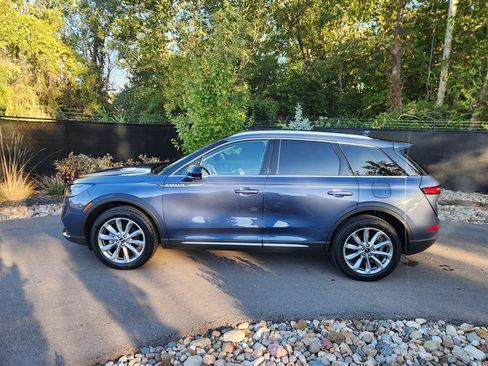 Certified 2022 Lincoln Corsair AWD w/ Premium Package image 2