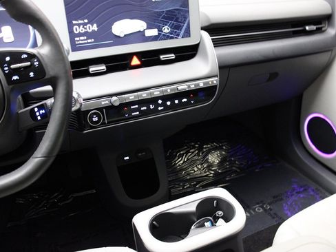 Used 2024 Hyundai Ioniq 5 Limited image 26