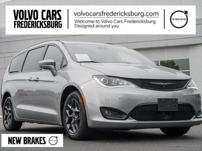 Used 2019 Chrysler Pacifica Limited w/ Advanced Safetytec Group