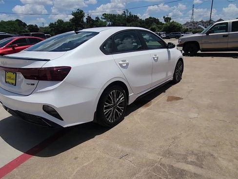 Used 2023 Kia Forte GT-Line w/ GT-Line Technology Package FWD image 8