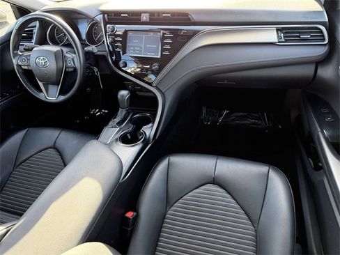 Used 2019 Toyota Camry SE image 34