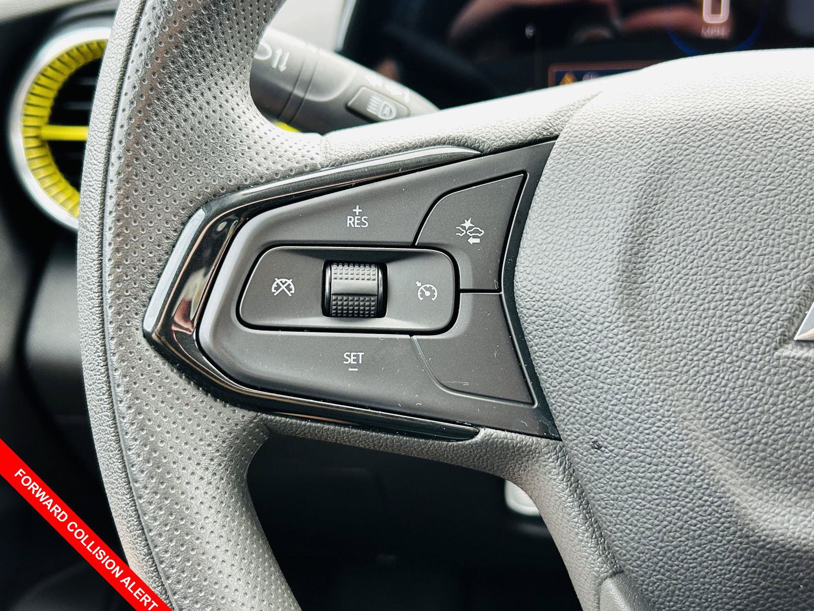 Used 2026 Chevrolet Trax LT FWD image 5